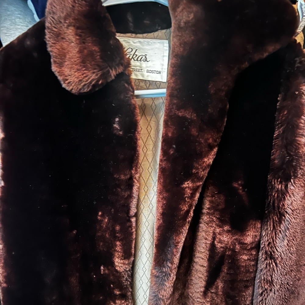 Beautiful vintage Kakas Mouton lamb fur coat